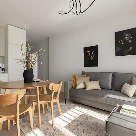 Scala By Moderna Profit- Lakowa 60e Z Parkingiem Gdańsk